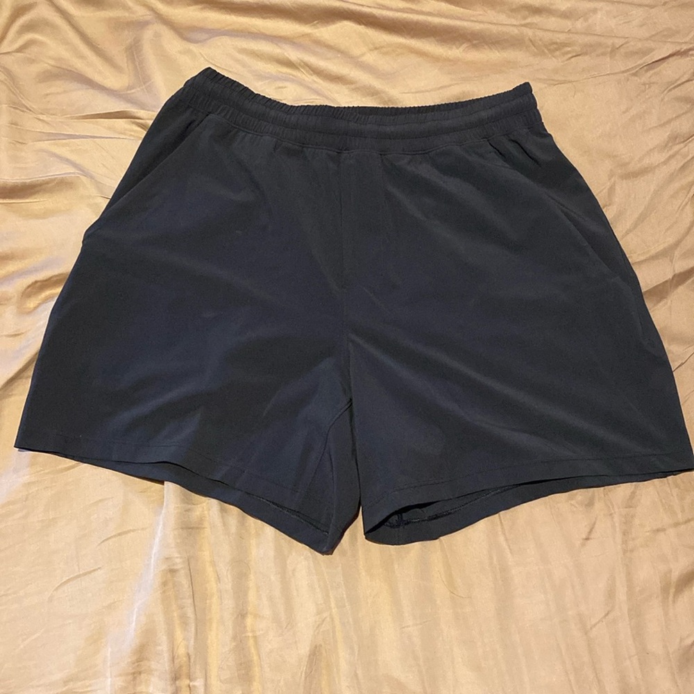 Lululemon pace breaker shorts 5” like new